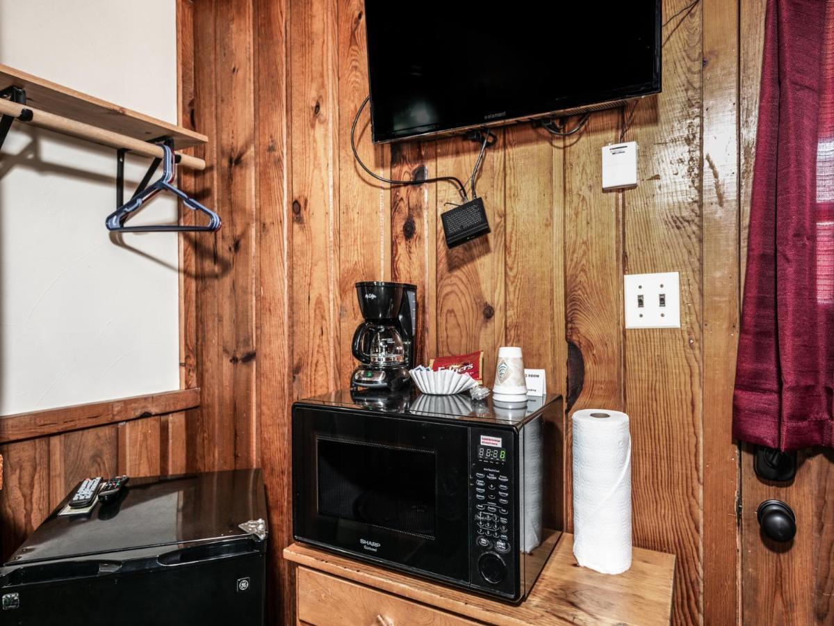 Apache Village Cabinette 15, Queen Bed, Midtown, Sleeps 2 Ruidoso Zewnętrze zdjęcie